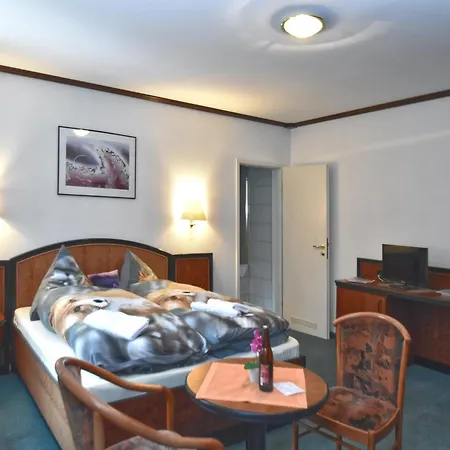 Retreat With Sauna, Hot Tub, Cleaning Included Apartment