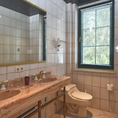 Retreat With Sauna, Hot Tub, Cleaning Included Apartment *
