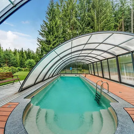 Retreat With Sauna, Hot Tub, Cleaning Included Apartment